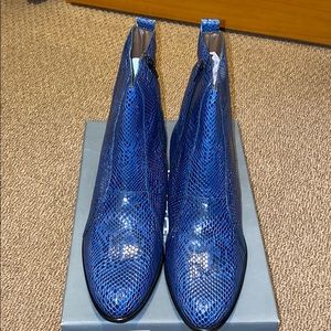 Brand New Blue Stacy Adams Boots; Size 10